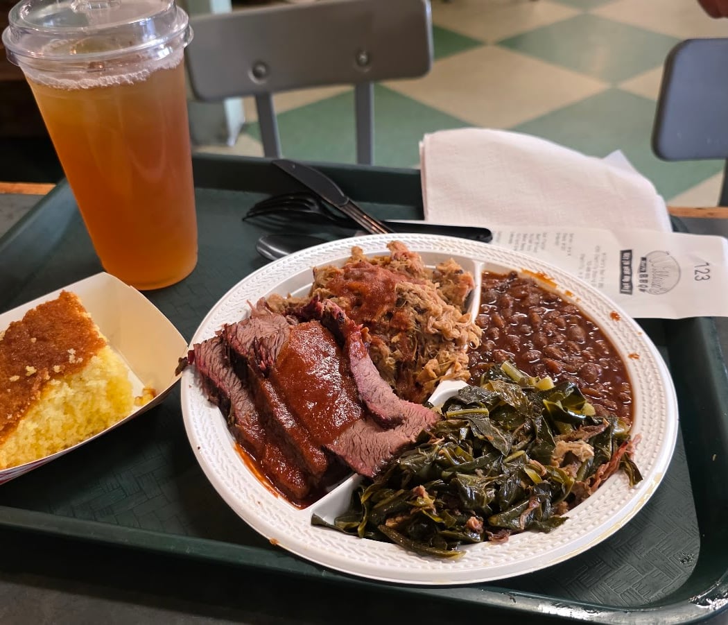 Willard's Real Pit BBQ 3